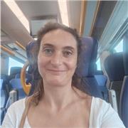 Laureata in lettere moderne offre lezioni di italiano